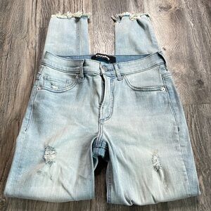 Express Women’s Ankle High Rise, Light Wash, size 2R